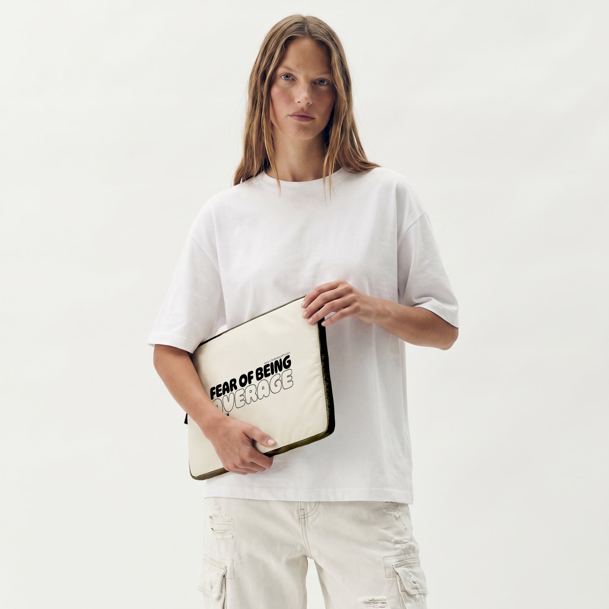 Laptop Sleeve  | Fear of being average (MFT01-03) | Vol. 1: The Manifesto