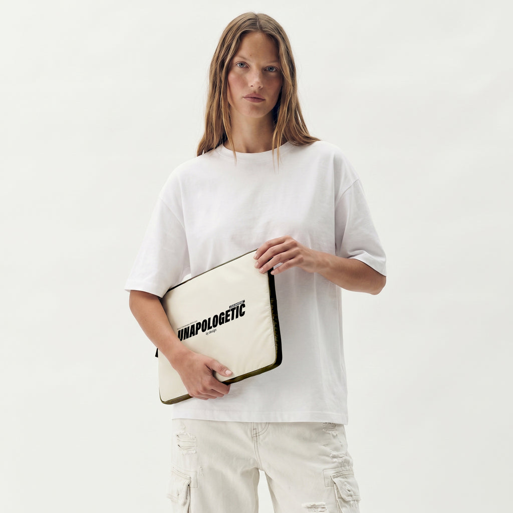 Laptop Sleeve | unapologetic by design (MFT01-10) | Vol. 1: The Manifesto