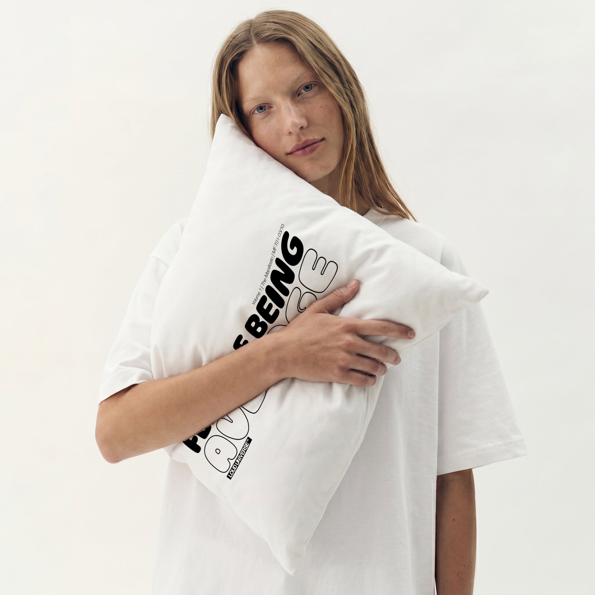 Throw Pillow | Fear of being average (MFT01-03) | Vol. 1: The Manifesto